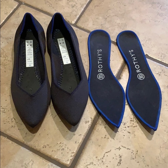 Rothy’s The Point, Black, size 7 - Picture 3 of 7